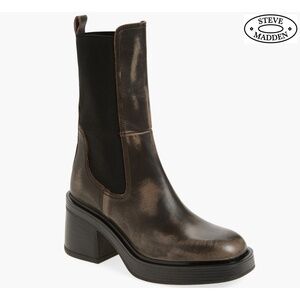 STEVE MADDEN WOMEN NIB FLYNN PLATFORM BROWN DISTRESSED CHELSEA BOOT. SIZE 8/38 M